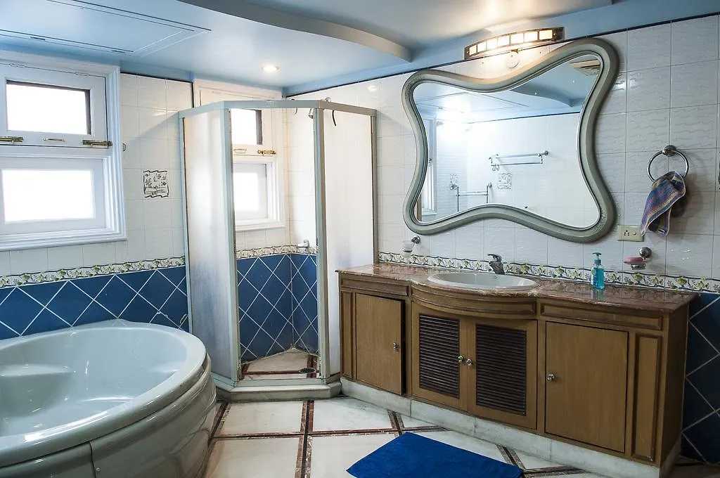 Villa 33 Νέο Δελχί 3*,  Ινδία